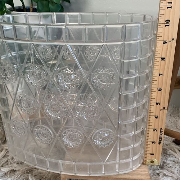 Vintage Clear Atomic Starburst Pattern
Waste Basket Trash - Picture 16 of 17